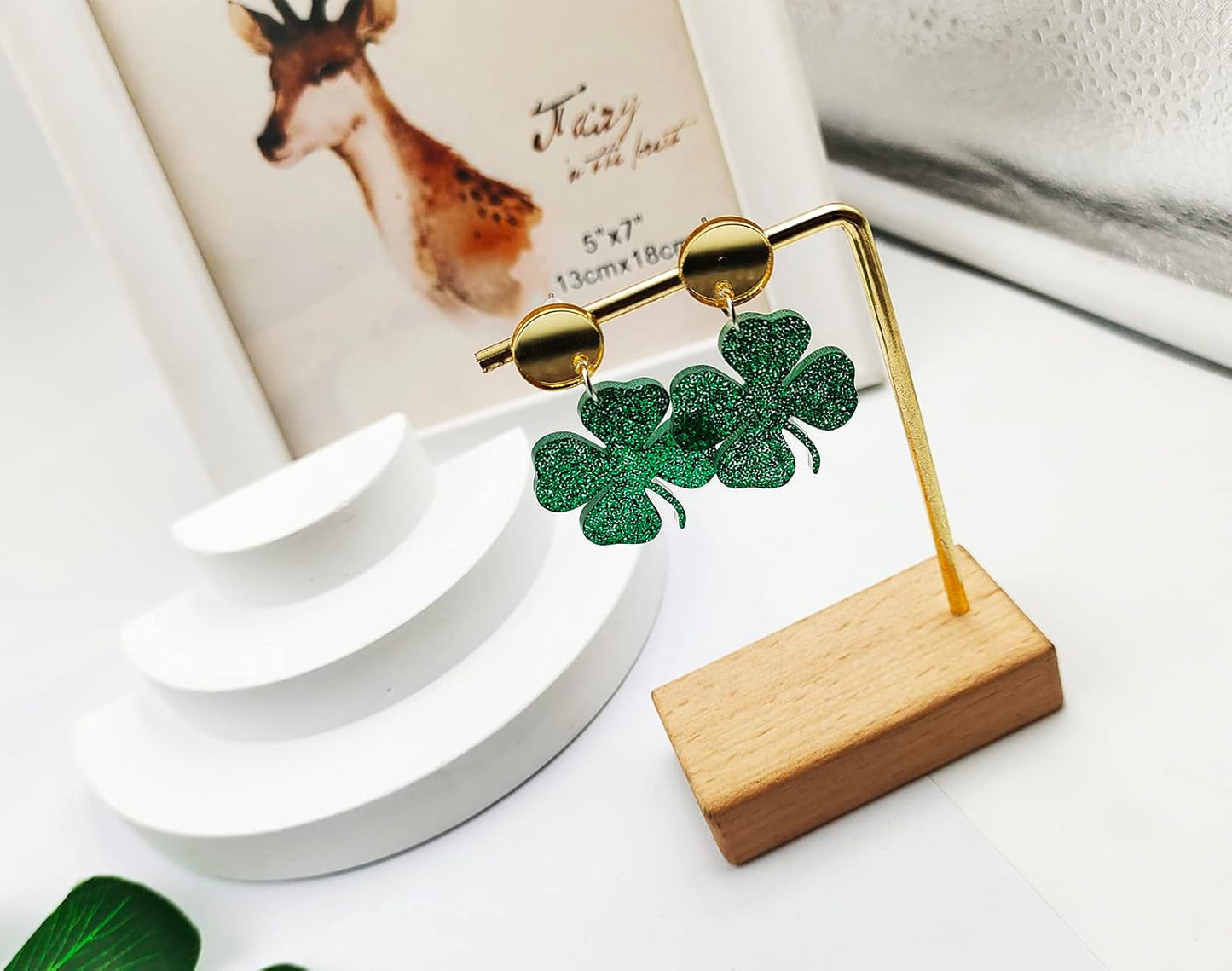 St. Patrick's Day Earrings for Women,Irish Shamrock Acrylic Dangle Earrings, Green Hat Clover Horseshoe Drop Earrings for Irish Festival